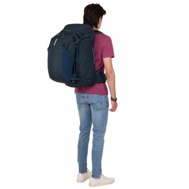 תיק טיולים LANDMARK כחול כהה 70L מבית Thule